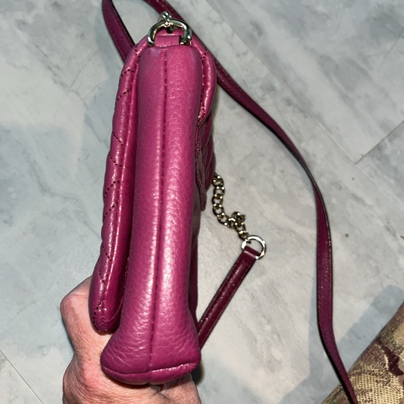 Kate Spade  Astor Court Naomi Crossbody bag  Quilted  Leather Raspberry Turnlock - Picture 8 of 17